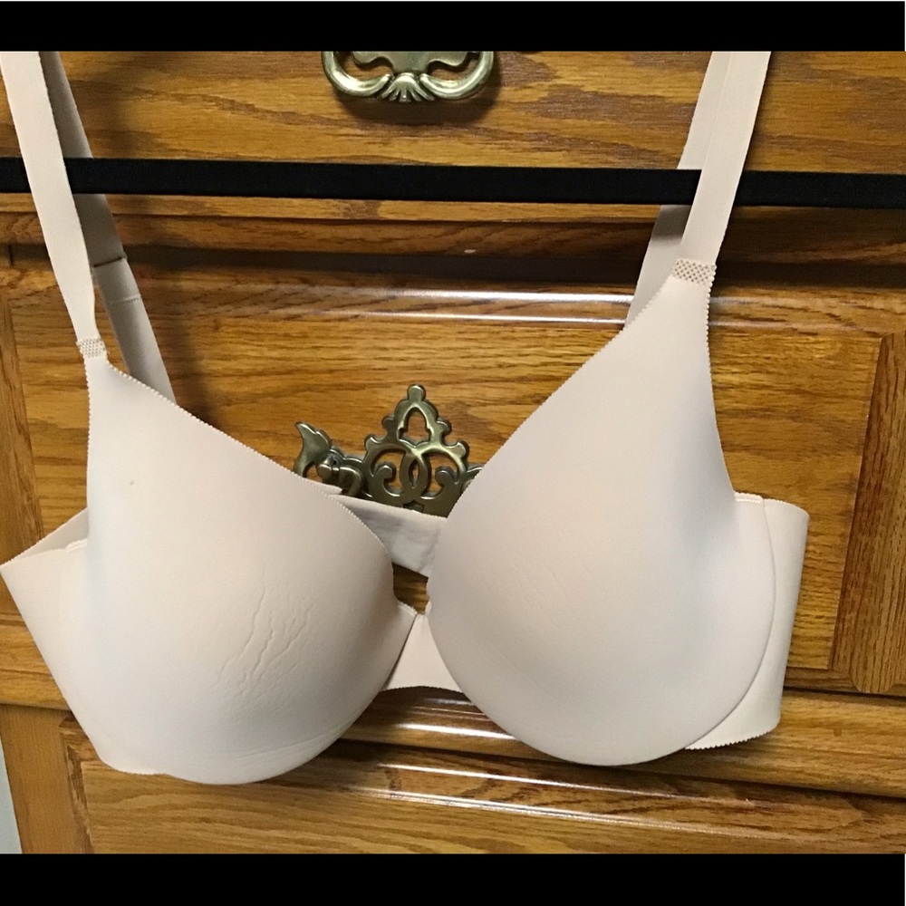 Body by Victoria Bra Sz 36C Tan